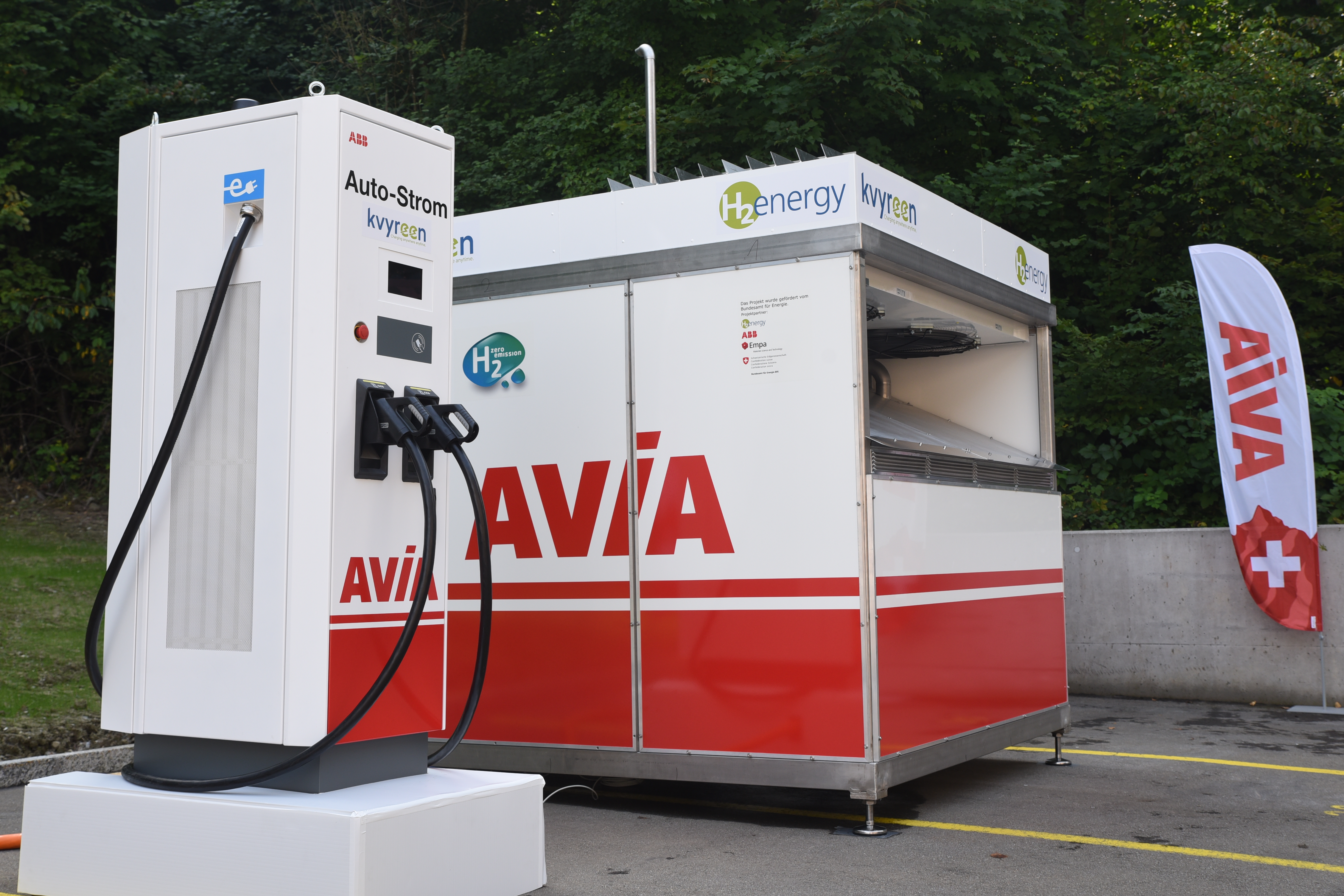 H2 Energy e AVIA Osterwalder presentano «kvyreen» -